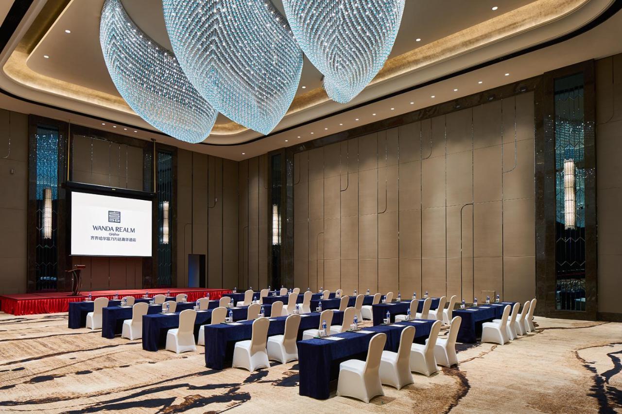 Wanda Realm Qiqihar Hotel ภายนอก รูปภาพ